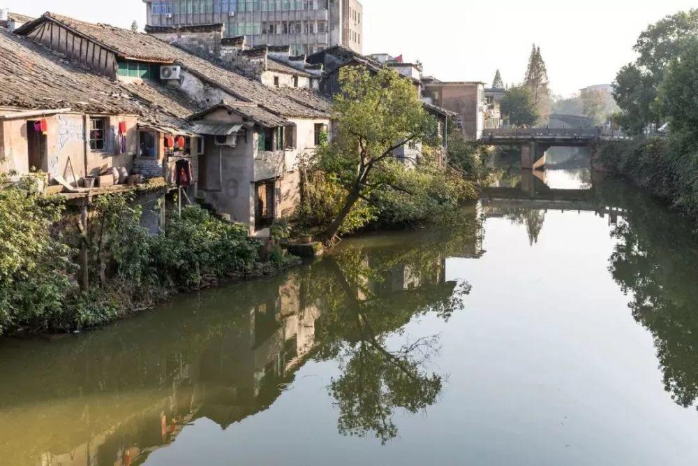 公务员“巡考”，付出的机会成本真的值得么？游戏画面